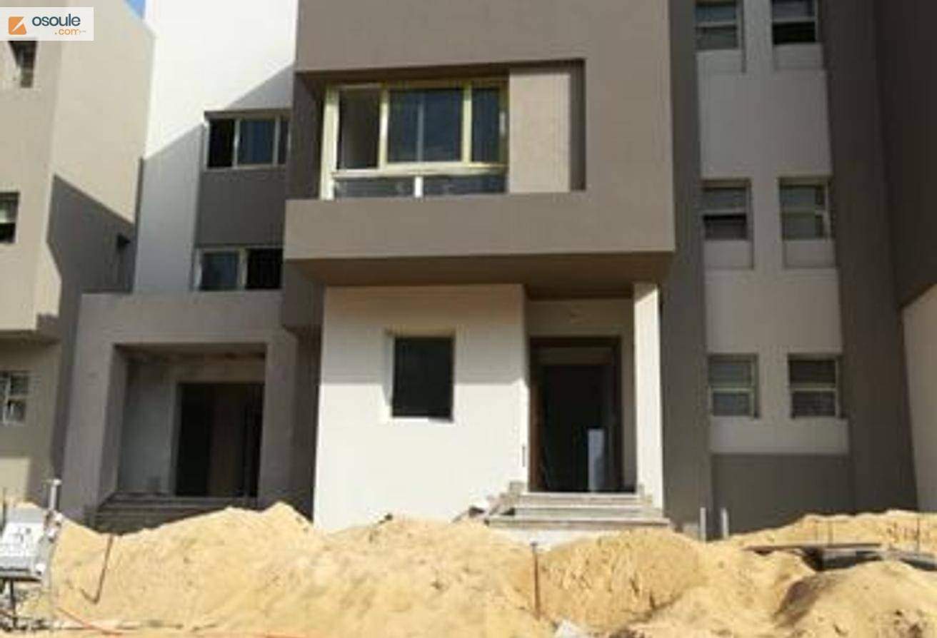 townhouse with 10 years installments in etapa sheikh zayed city