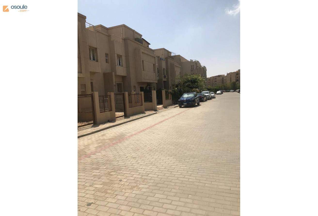 Townhouse for sale at karma residence 165 meter.