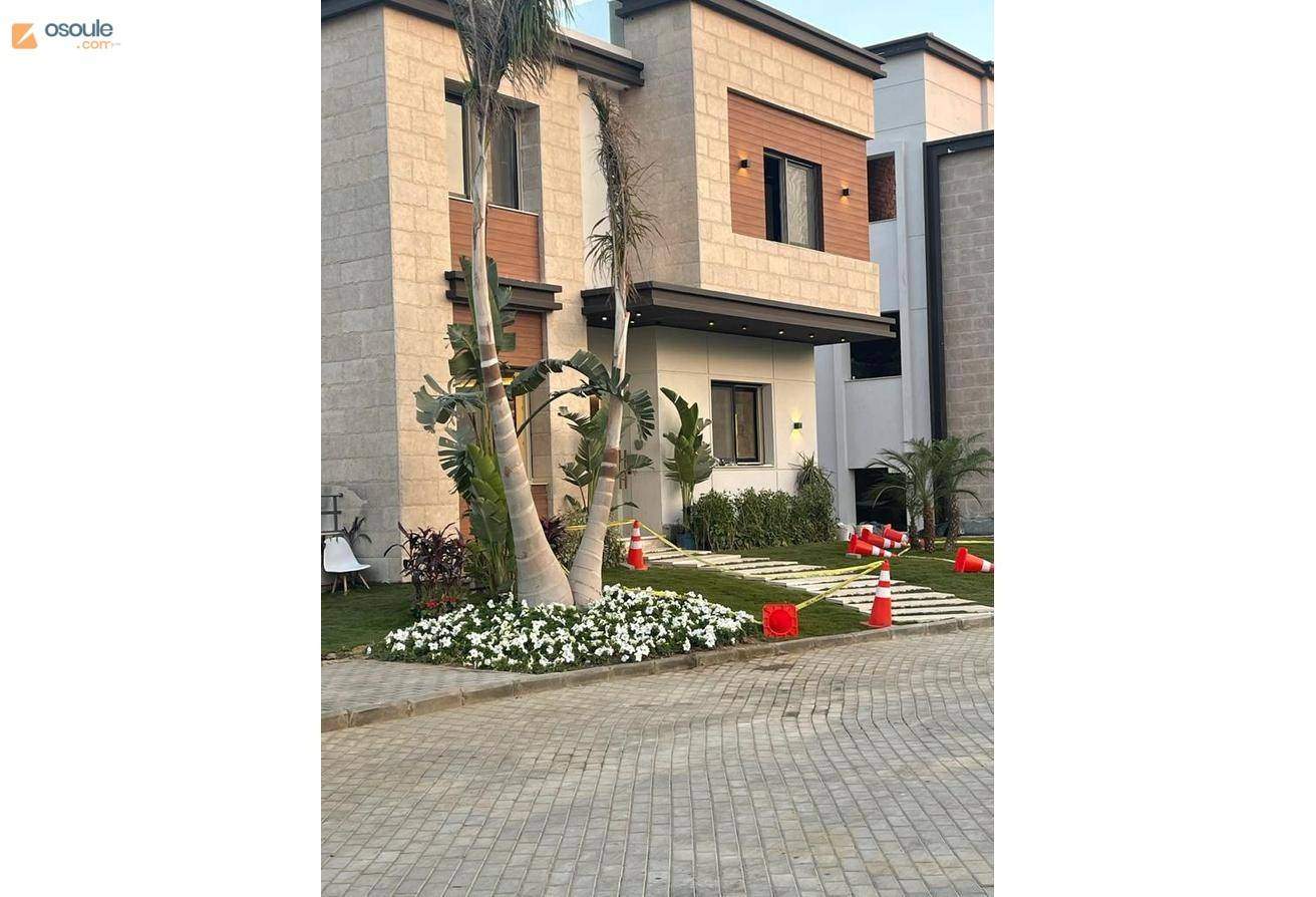 Town house in golden square 4 bedrooms new cairo