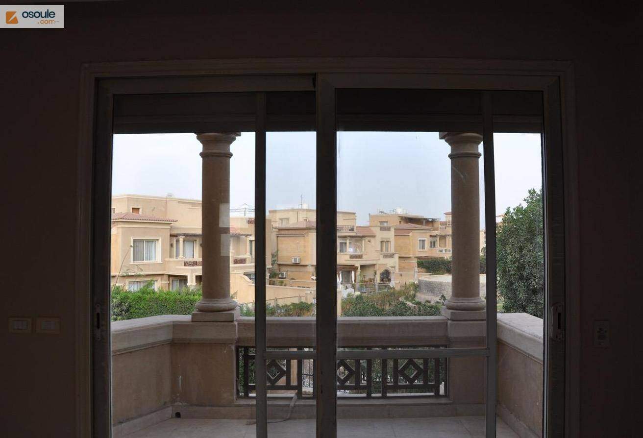 For sale twin house in meadows park - sheikh zayed
