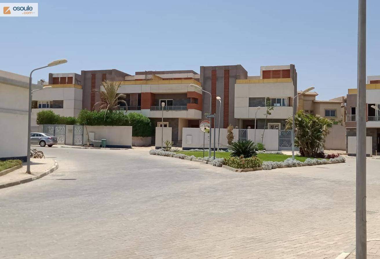 Town house Villa Conrer for sale in Zayed Regency