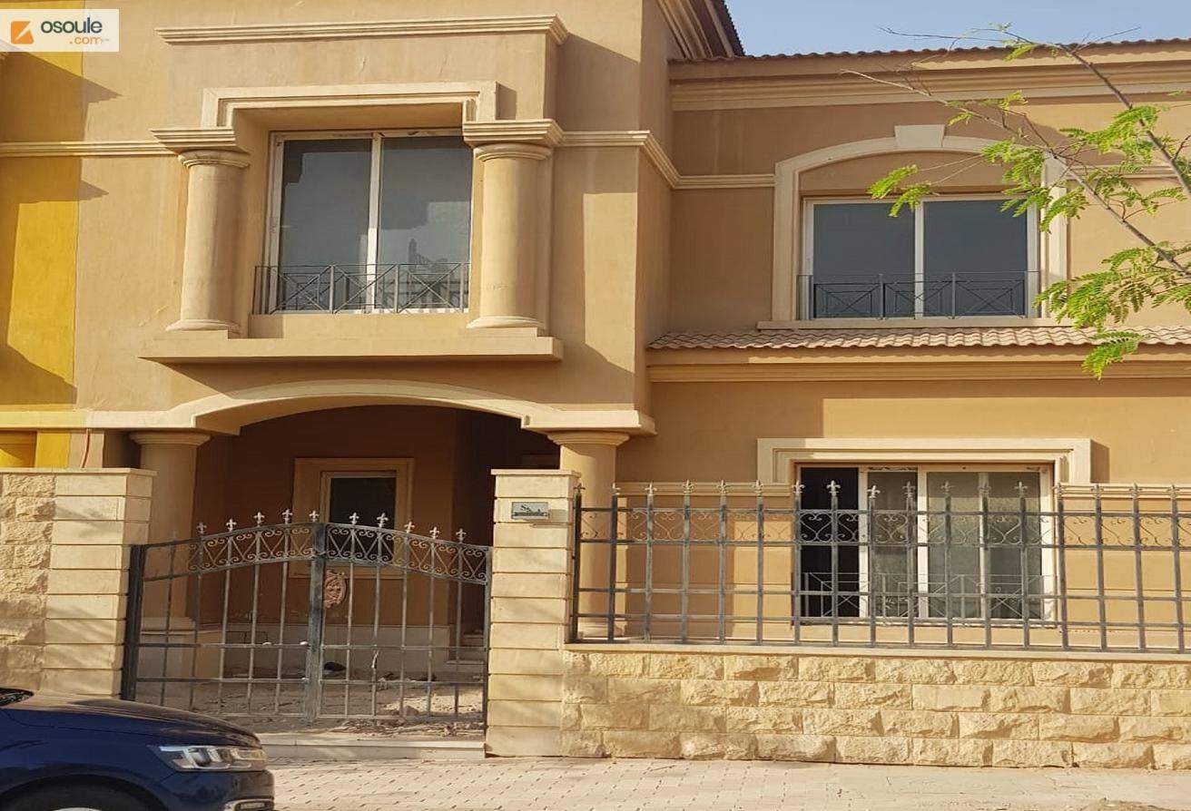Twin house for sale in Royal meadowse - El Sheikh Zayed