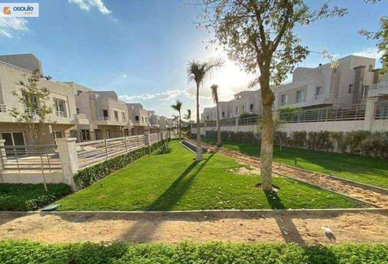 Twin house for sale on an area of ​​603 m in Sheikh Zayed