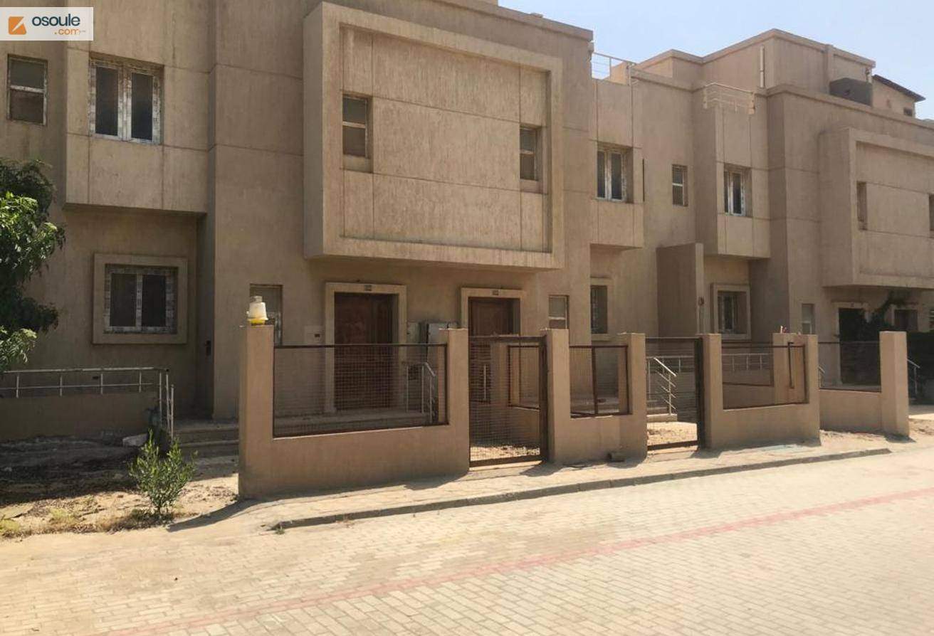 Townhouse for sale at karma residence 165 meter.
