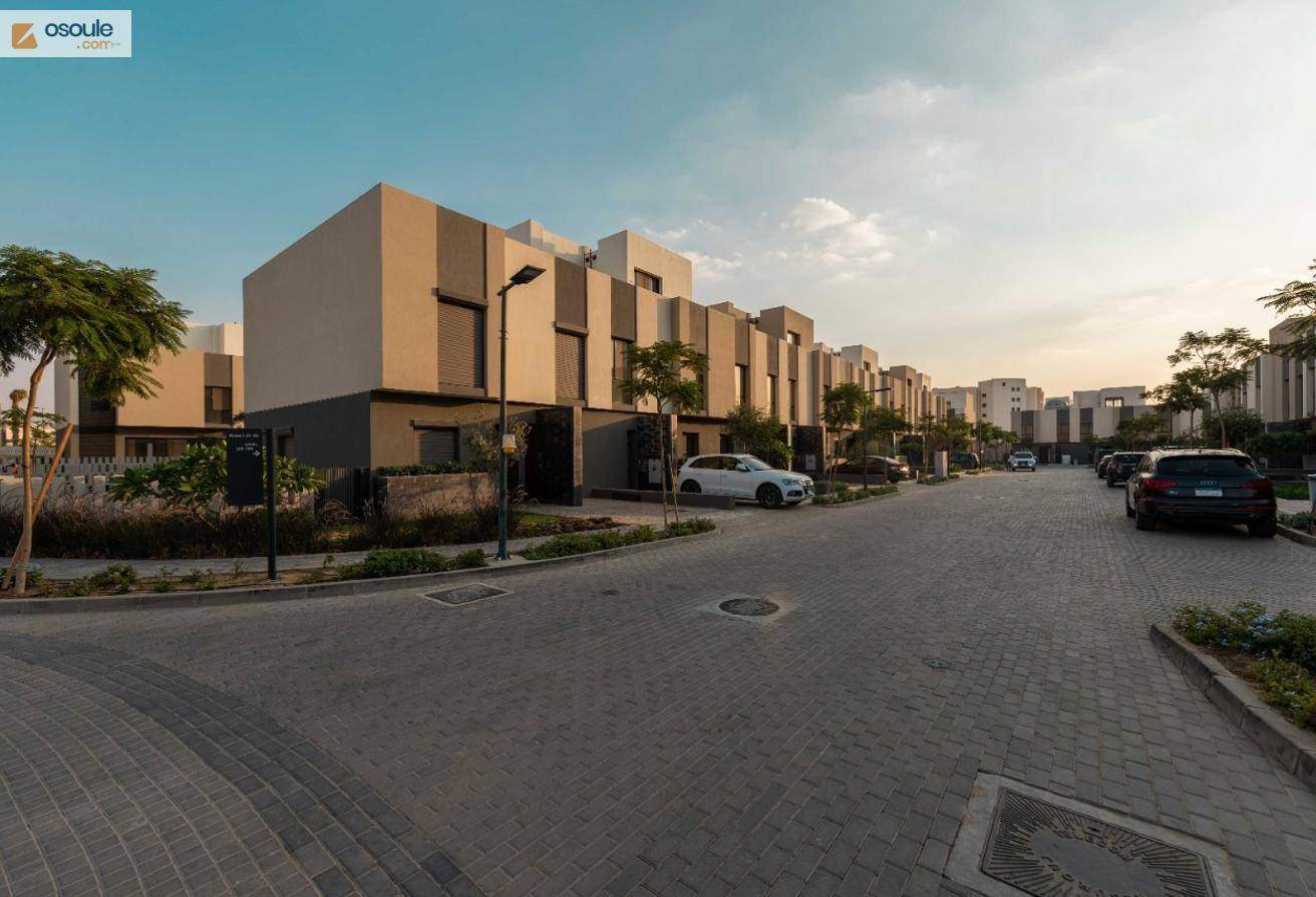 Townhouse in Al Burouj Compound 14 years installment