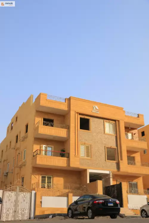 شقة بمدينة الشيخ زايد من المالك قسط بدون وسيط او عمولة