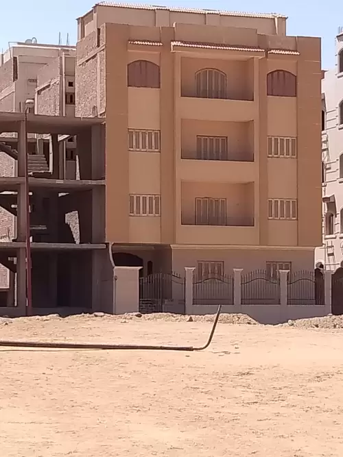 House for sale in Al-Shorouk City,  300 m