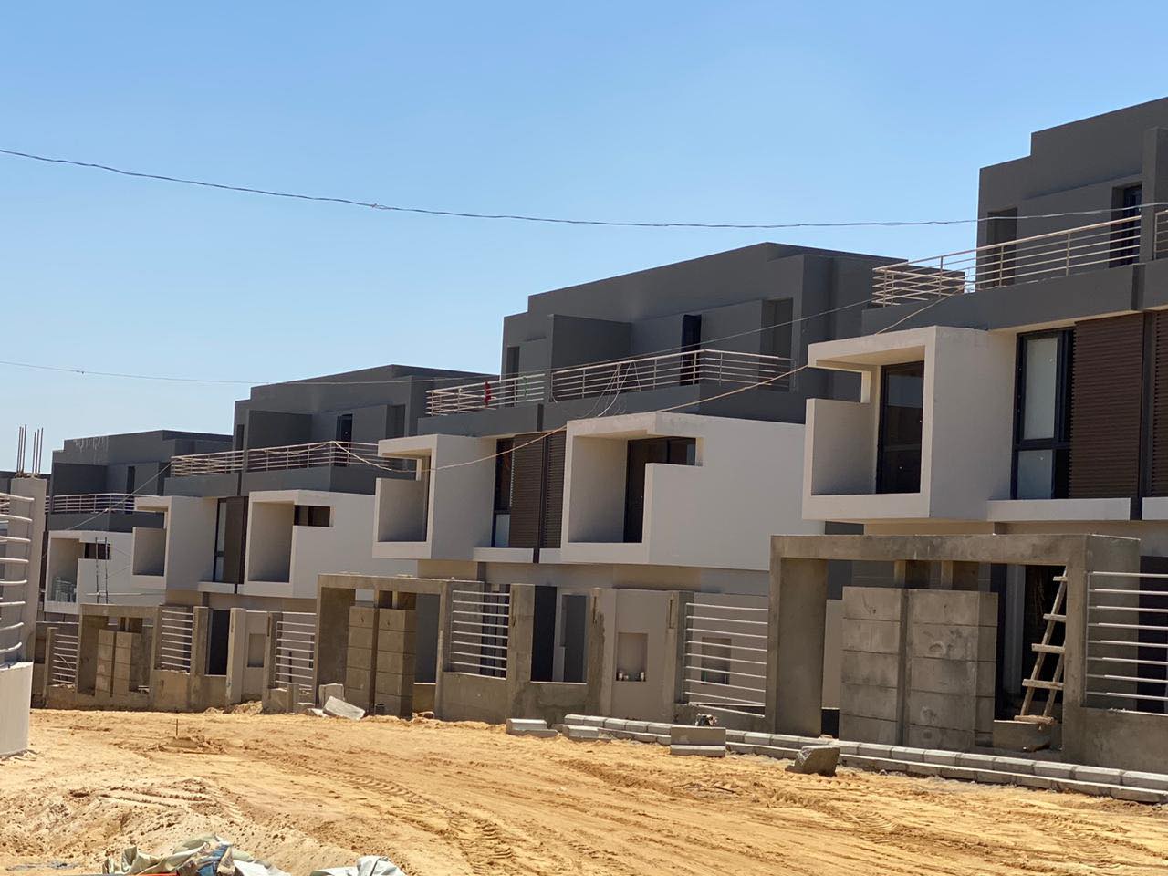 ready to move with installments town house in el patio zahraa-sheikh zayed