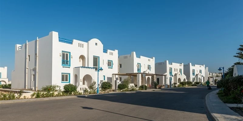 Townhouse for sale with an area of 240meters in "Mountain View Ras El Hikma"