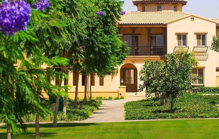 Villa For Sale 210m In Compound Yaru
